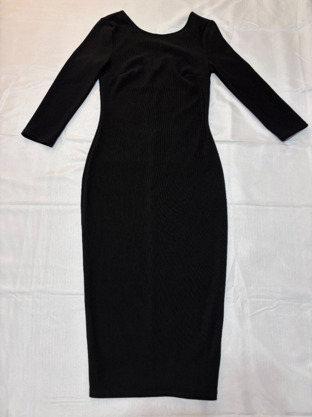 Express Black Bodycon Midi Dress XS Gold Zipper 3/4 Sleeve V-shaped Back Scoop